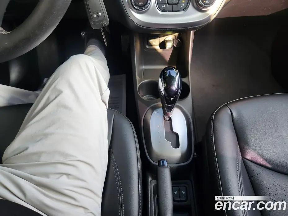 Chevrolet Spark 2018 1.0 автомат (гидро), фото 16 Chevrolet Spark 2018 1.0 автомат (гидро), фото 16