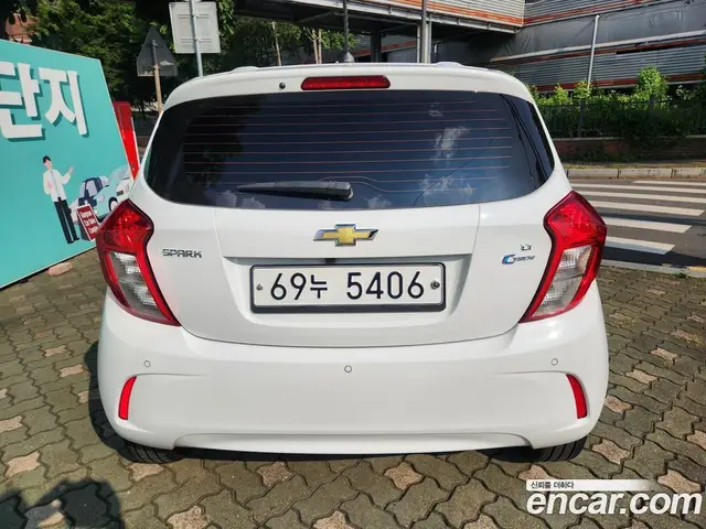 Chevrolet Spark 2018 1.0 автомат (гидро), миниатюра 4 Chevrolet Spark 2018 1.0 автомат (гидро), миниатюра 4