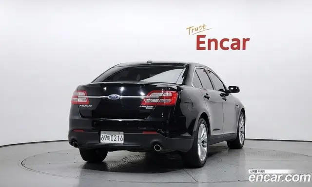 Ford Taurus 2016 2.0 автомат (гидро), миниатюра 4 Ford Taurus 2016 2.0 автомат (гидро), миниатюра 4