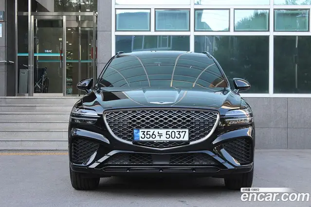 Genesis GV70 2023 2.5 автомат (гидро), миниатюра 2