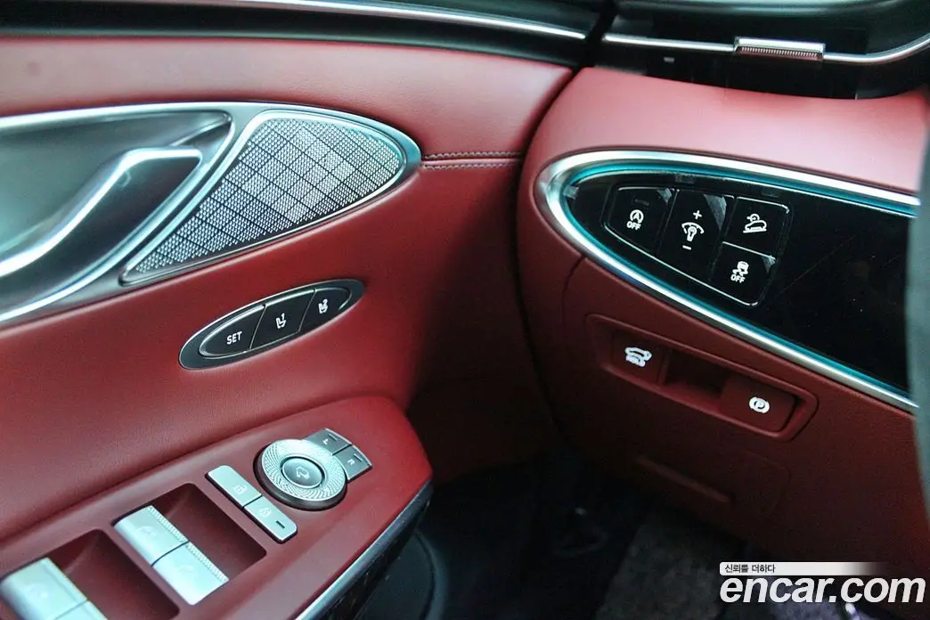 Genesis GV70 2023 2.5 автомат (гидро), фото 13