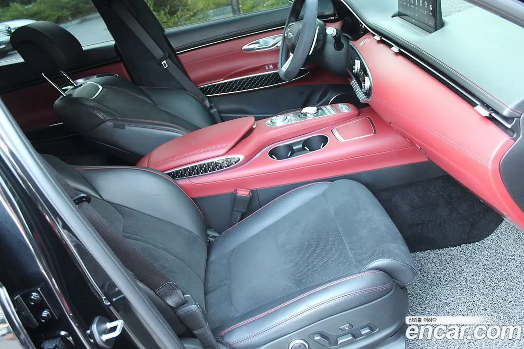 Genesis GV70 2023 2.5 автомат (гидро), фото 15