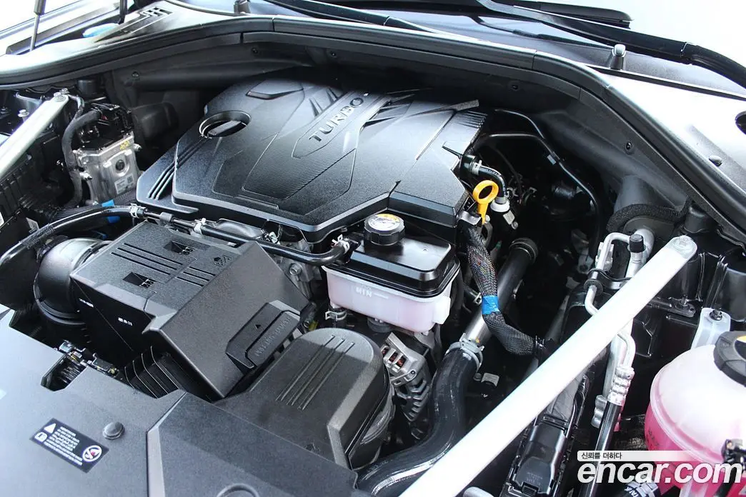 Genesis GV70 2023 2.5 автомат (гидро), фото 18
