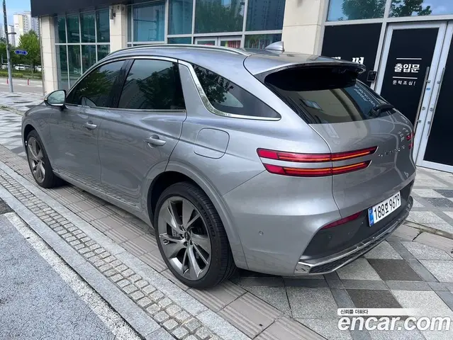 Genesis GV70 2026 2.5 автомат (гидро), миниатюра 3