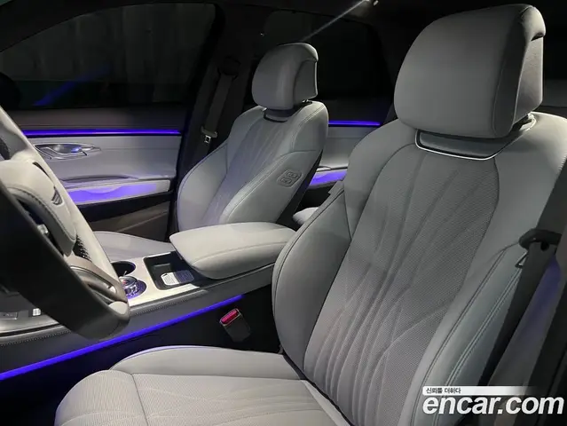 Genesis GV70 2026 2.5 автомат (гидро), миниатюра 9