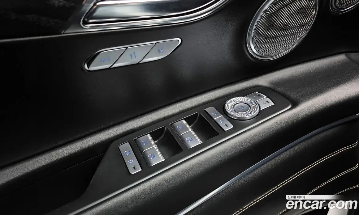 Genesis GV80 2021 2.5 автомат (гидро), фото 18 Genesis GV80 2021 2.5 автомат (гидро), фото 18