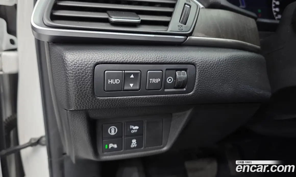 Honda Accord 2019 2.0 автомат (гидро), фото 17