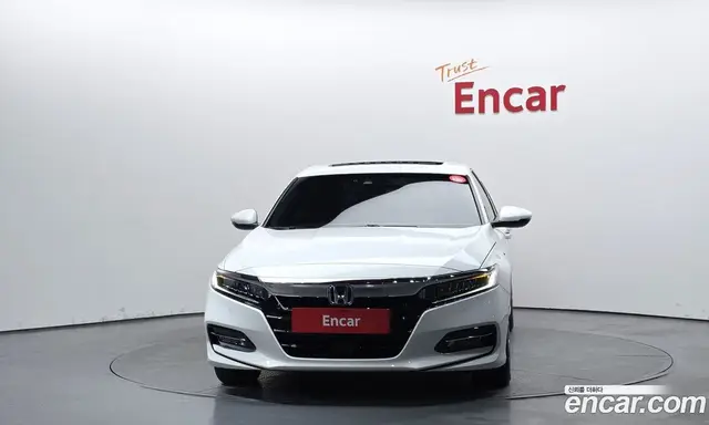 Honda Accord 2019 2.0 автомат (гидро), миниатюра 3