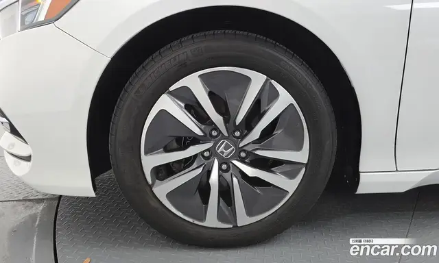 Honda Accord 2019 2.0 автомат (гидро), миниатюра 5