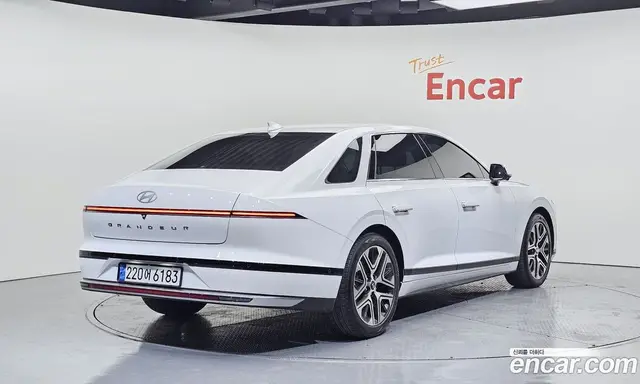 Hyundai Grandeur 2023 3.5 автомат (гидро), миниатюра 2