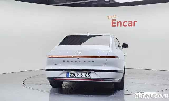 Hyundai Grandeur 2023 3.5 автомат (гидро), миниатюра 4