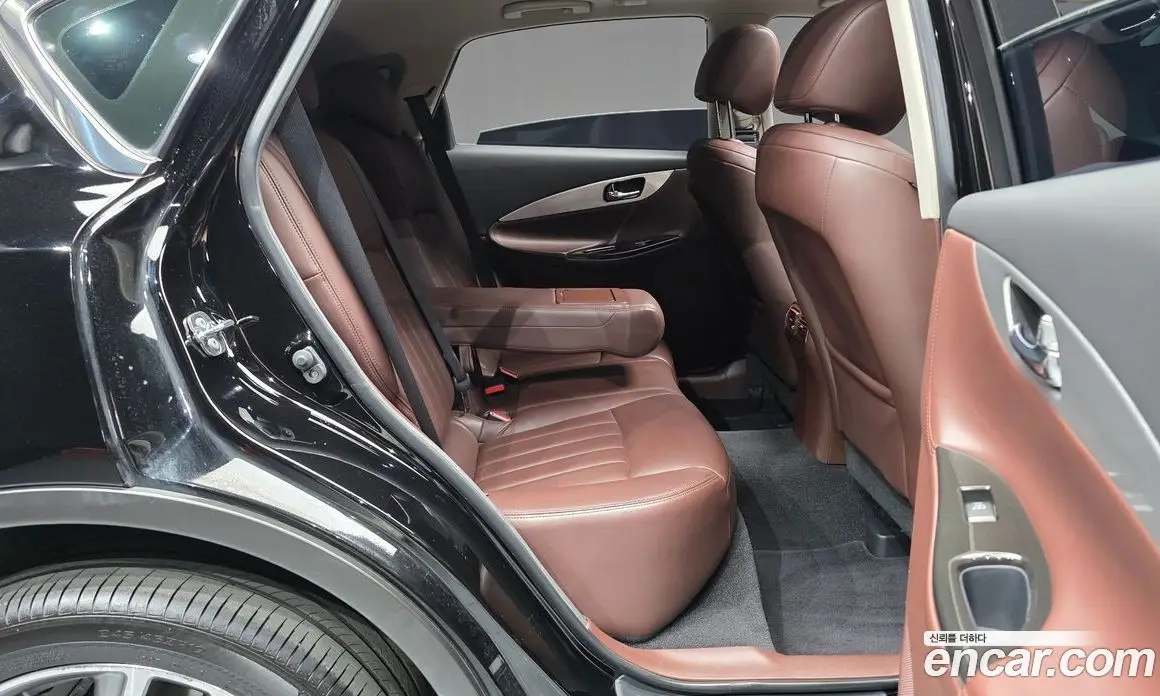 Infiniti QX50 2017 3.7 автомат (гидро), фото 12 Infiniti QX50 2017 3.7 автомат (гидро), фото 12