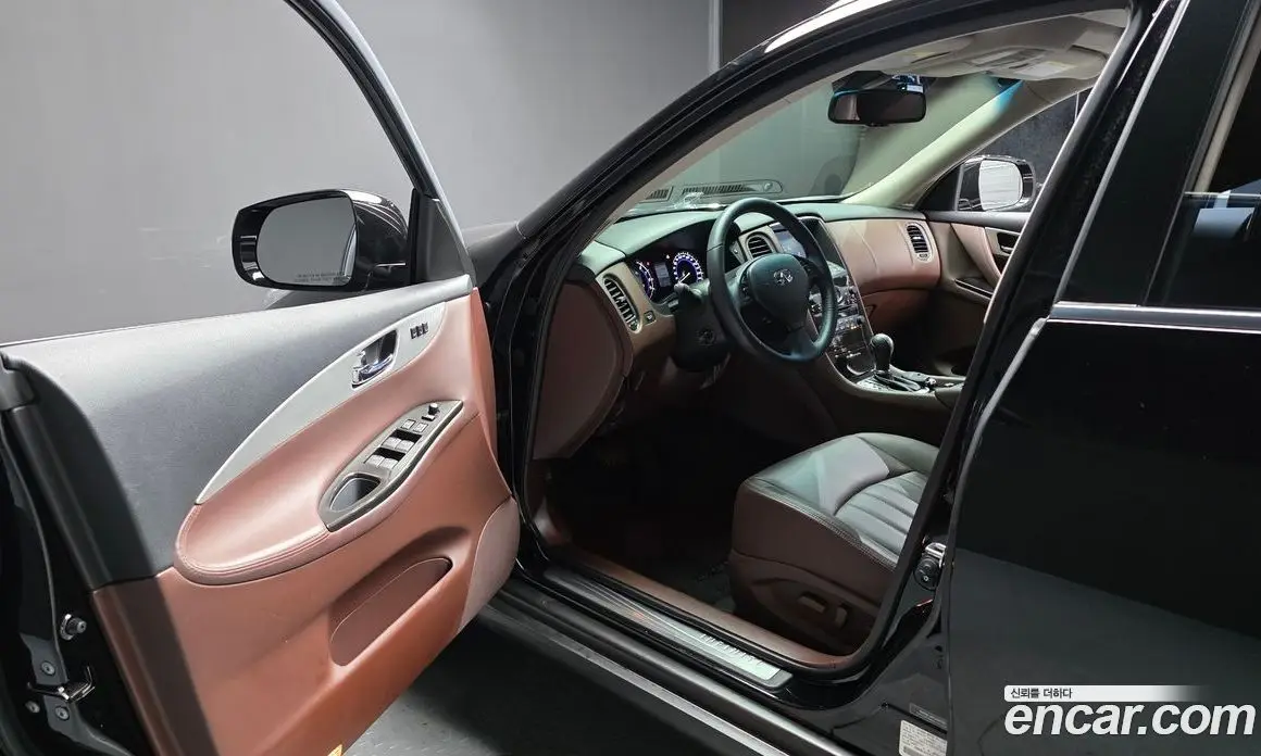 Infiniti QX50 2017 3.7 автомат (гидро), фото 10 Infiniti QX50 2017 3.7 автомат (гидро), фото 10
