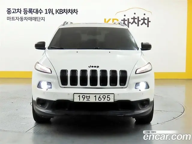 Jeep Cherokee, 2015, 118 468 км