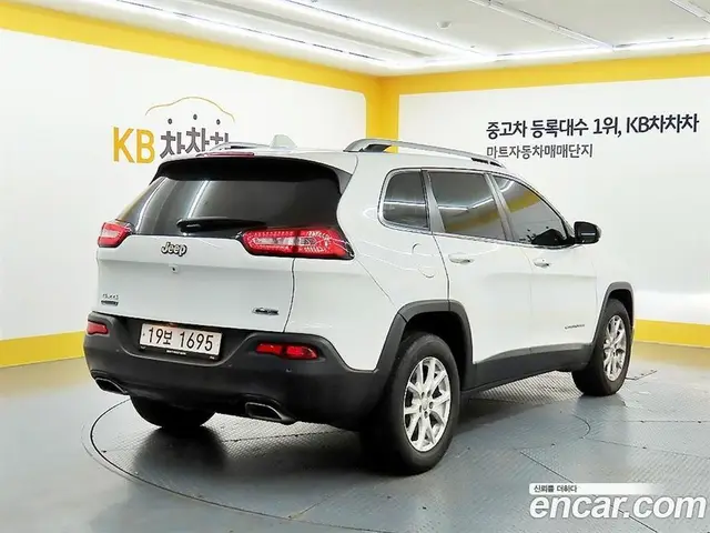 Jeep Cherokee 2015 2.0 автомат (гидро), миниатюра 4