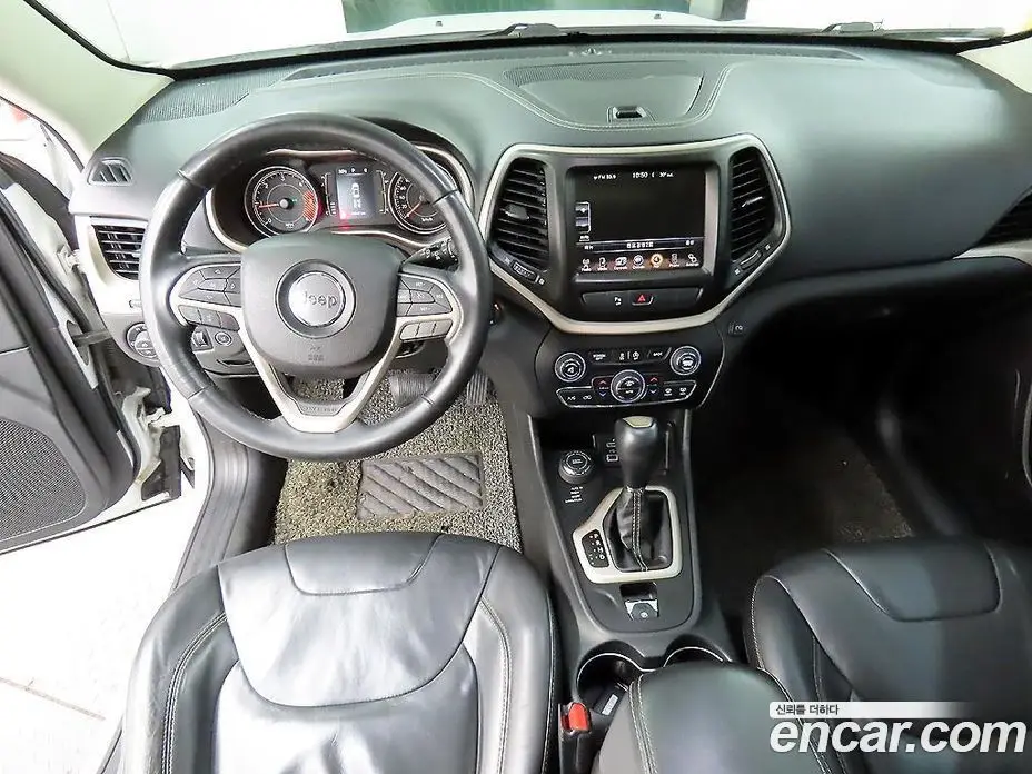 Jeep Cherokee 2015 2.0 автомат (гидро), фото 7