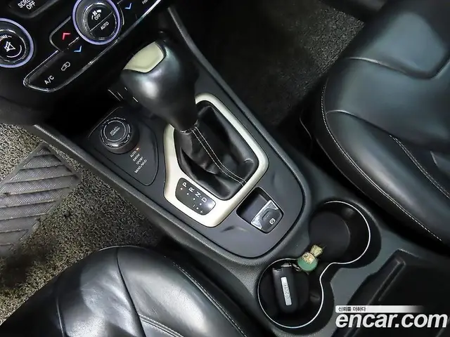 Jeep Cherokee 2015 2.0 автомат (гидро), миниатюра 10