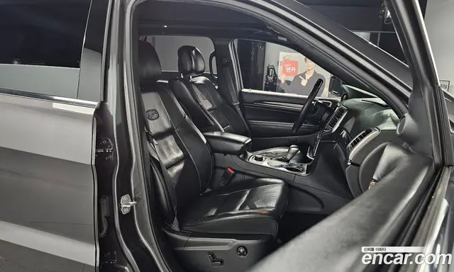 Jeep Cherokee 2018 3.0 автомат (гидро), миниатюра 10