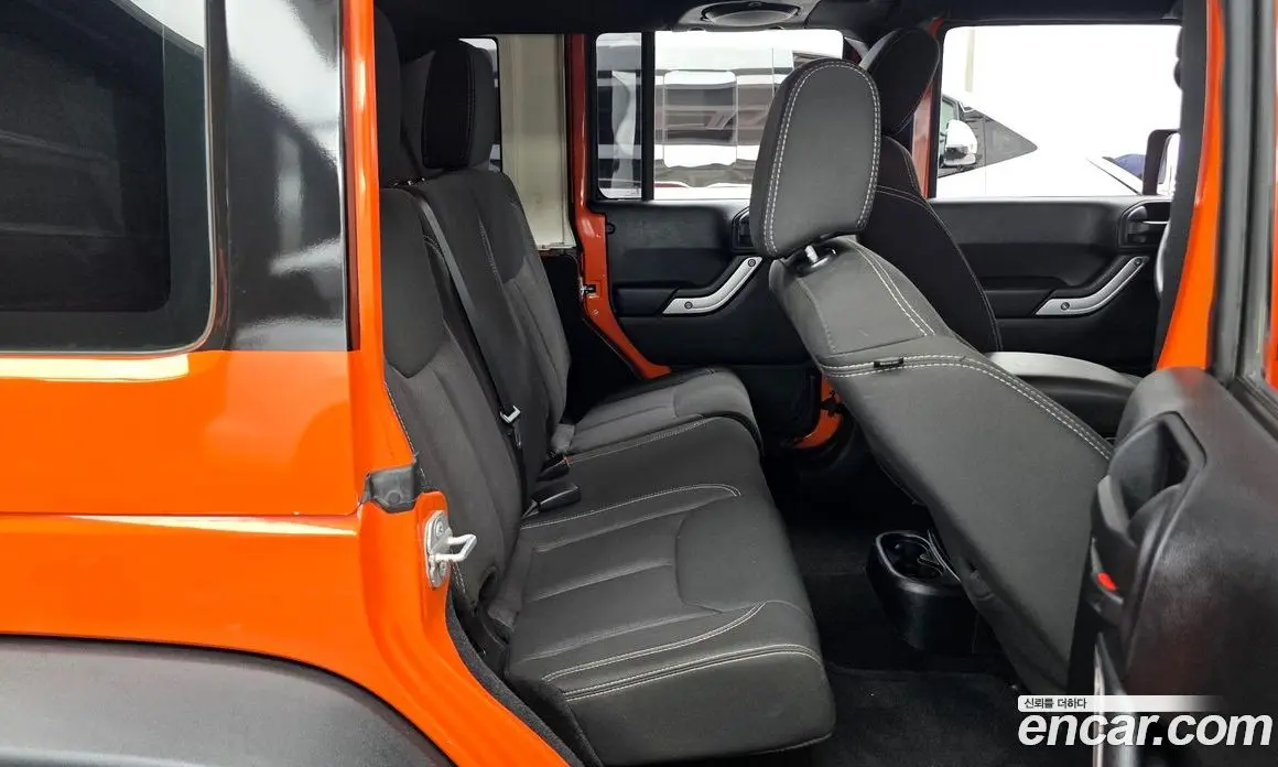 Jeep Wrangler 2014 2.8 автомат (гидро), фото 12 Jeep Wrangler 2014 2.8 автомат (гидро), фото 12