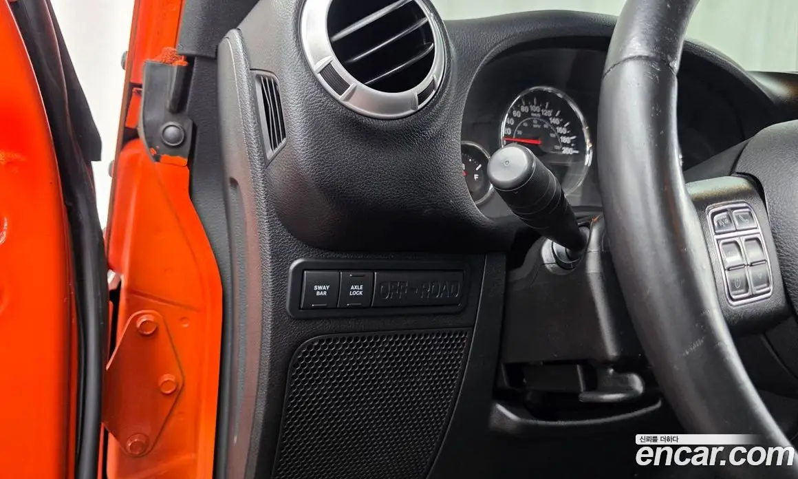 Jeep Wrangler 2014 2.8 автомат (гидро), фото 16 Jeep Wrangler 2014 2.8 автомат (гидро), фото 16