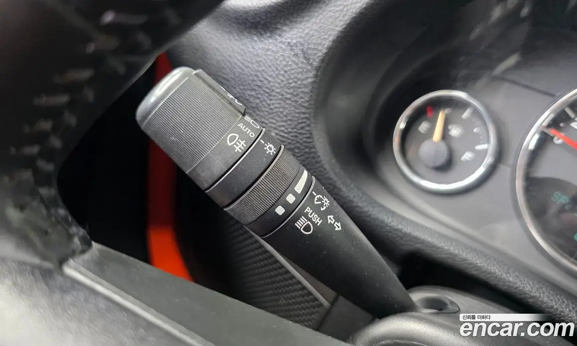 Jeep Wrangler 2014 2.8 автомат (гидро), фото 18 Jeep Wrangler 2014 2.8 автомат (гидро), фото 18