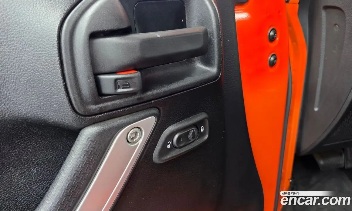 Jeep Wrangler 2014 2.8 автомат (гидро), фото 19 Jeep Wrangler 2014 2.8 автомат (гидро), фото 19