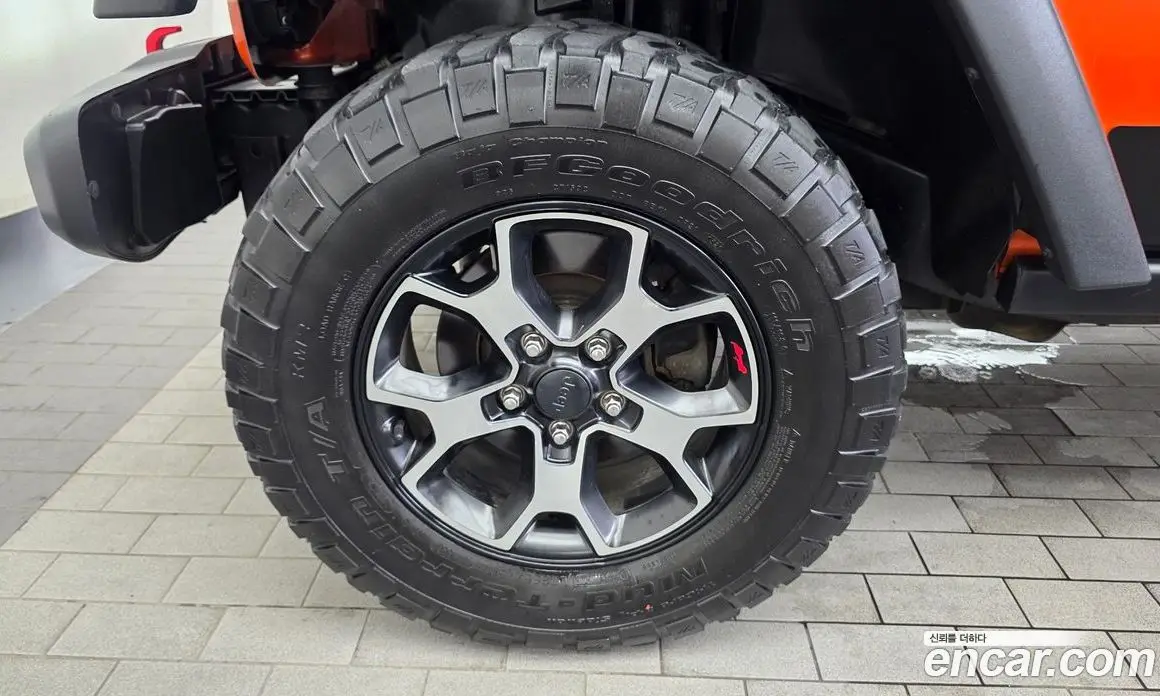 Jeep Wrangler 2014 2.8 автомат (гидро), фото 5 Jeep Wrangler 2014 2.8 автомат (гидро), фото 5