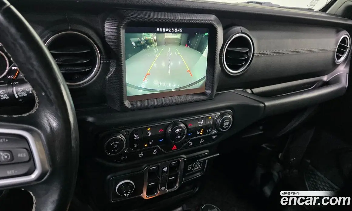 Jeep Wrangler 2019 2.0 автомат (гидро), фото 16 Jeep Wrangler 2019 2.0 автомат (гидро), фото 16
