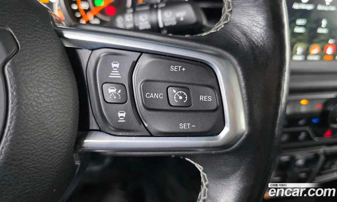 Jeep Wrangler 2019 2.0 автомат (гидро), фото 18 Jeep Wrangler 2019 2.0 автомат (гидро), фото 18