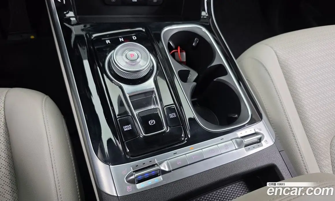 Kia Carnival 2023 2.2 автомат (гидро), фото 9 Kia Carnival 2023 2.2 автомат (гидро), фото 9