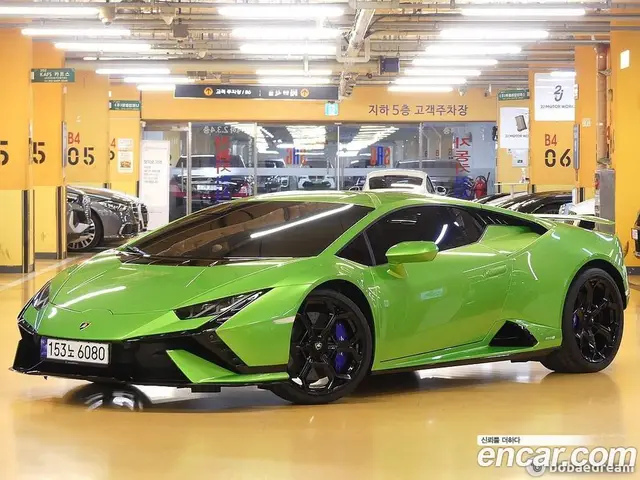 Lamborghini Huracan 2023 5.2 автомат (гидро), миниатюра 2