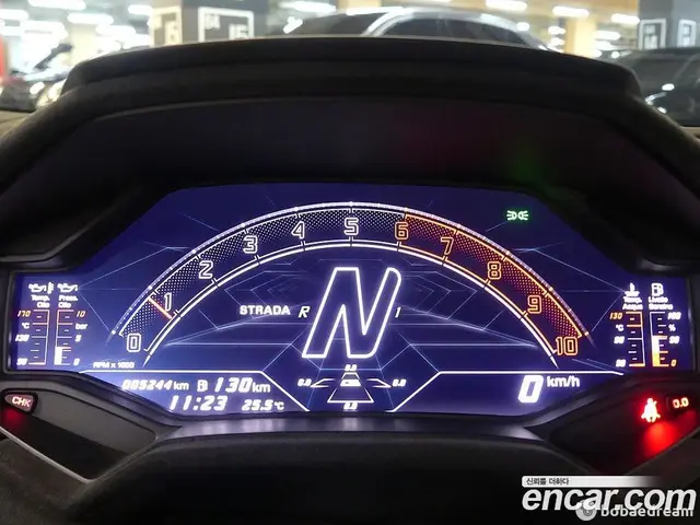 Lamborghini Huracan 2023 5.2 автомат (гидро), миниатюра 4