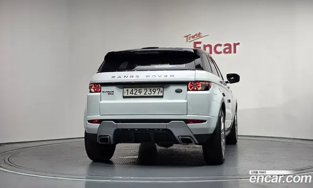 Land Rover Range Rover Evoque 2013 2.2 автомат (гидро), миниатюра 4 Land Rover Range Rover Evoque 2013 2.2 автомат (гидро), миниатюра 4