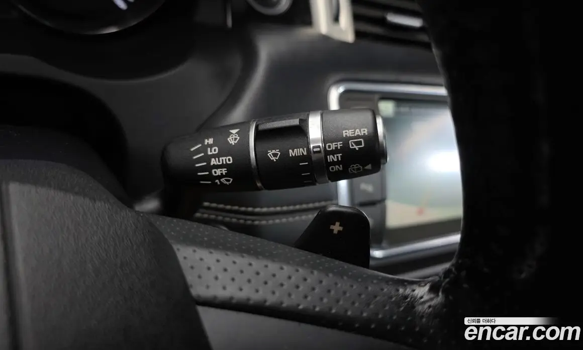 Land Rover Range Rover Evoque 2015 2.2 автомат (гидро), фото 16 Land Rover Range Rover Evoque 2015 2.2 автомат (гидро), фото 16