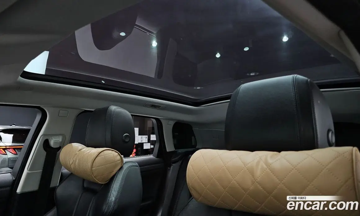 Land Rover Range Rover Evoque 2017 2.0 автомат (гидро), фото 19