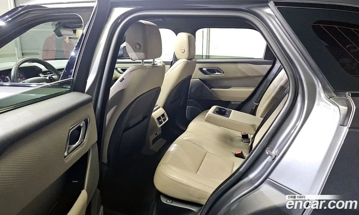 Land Rover Range Rover Velar 2017 3.0 автомат (гидро), фото 11 Land Rover Range Rover Velar 2017 3.0 автомат (гидро), фото 11