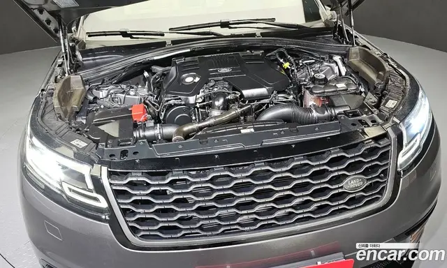 Land Rover Range Rover Velar 2017 3.0 автомат (гидро), миниатюра 6 Land Rover Range Rover Velar 2017 3.0 автомат (гидро), миниатюра 6