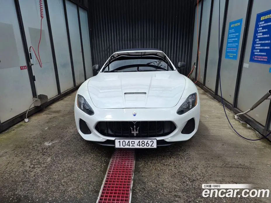 Maserati Gran Cabrio 2016 4.7 автомат (гидро), фото 1 Maserati Gran Cabrio 2016 4.7 автомат (гидро), фото 1