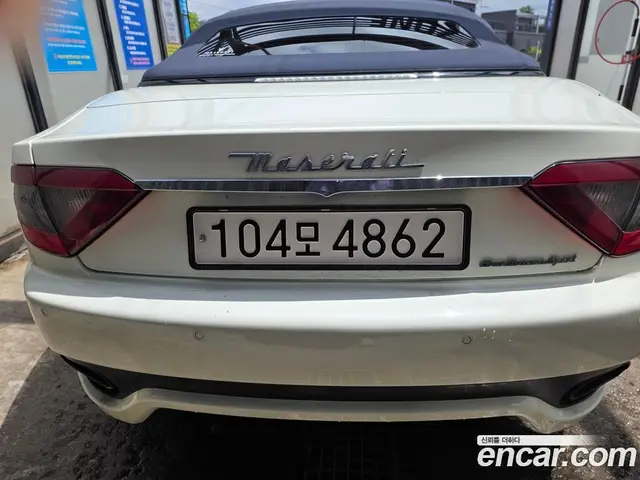 Maserati Gran Cabrio 2016 4.7 автомат (гидро), миниатюра 4 Maserati Gran Cabrio 2016 4.7 автомат (гидро), миниатюра 4
