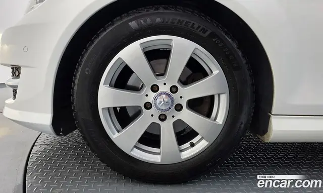 Mercedes-Benz C-Class 2013 1.8 автомат (гидро), миниатюра 5 Mercedes-Benz C-Class 2013 1.8 автомат (гидро), миниатюра 5