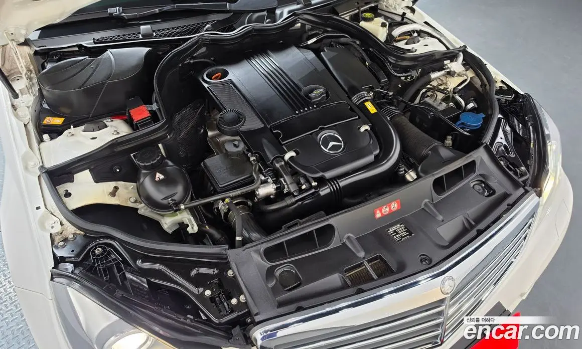 Mercedes-Benz C-Class 2013 1.8 автомат (гидро), фото 6 Mercedes-Benz C-Class 2013 1.8 автомат (гидро), фото 6