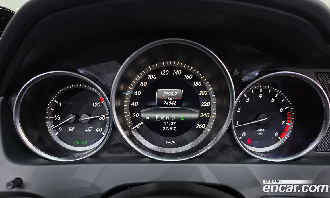 Mercedes-Benz C-Class 2013 1.8 автомат (гидро), фото 8 Mercedes-Benz C-Class 2013 1.8 автомат (гидро), фото 8