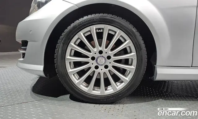 Mercedes-Benz C-Class 2013 1.8 автомат (гидро), миниатюра 5 Mercedes-Benz C-Class 2013 1.8 автомат (гидро), миниатюра 5
