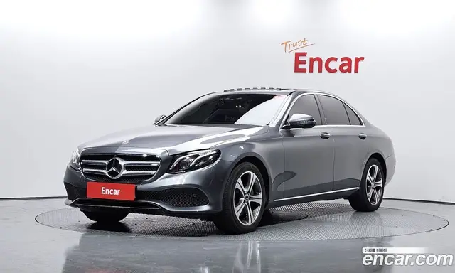 Mercedes-Benz E-Class, 2018, 58 832 км