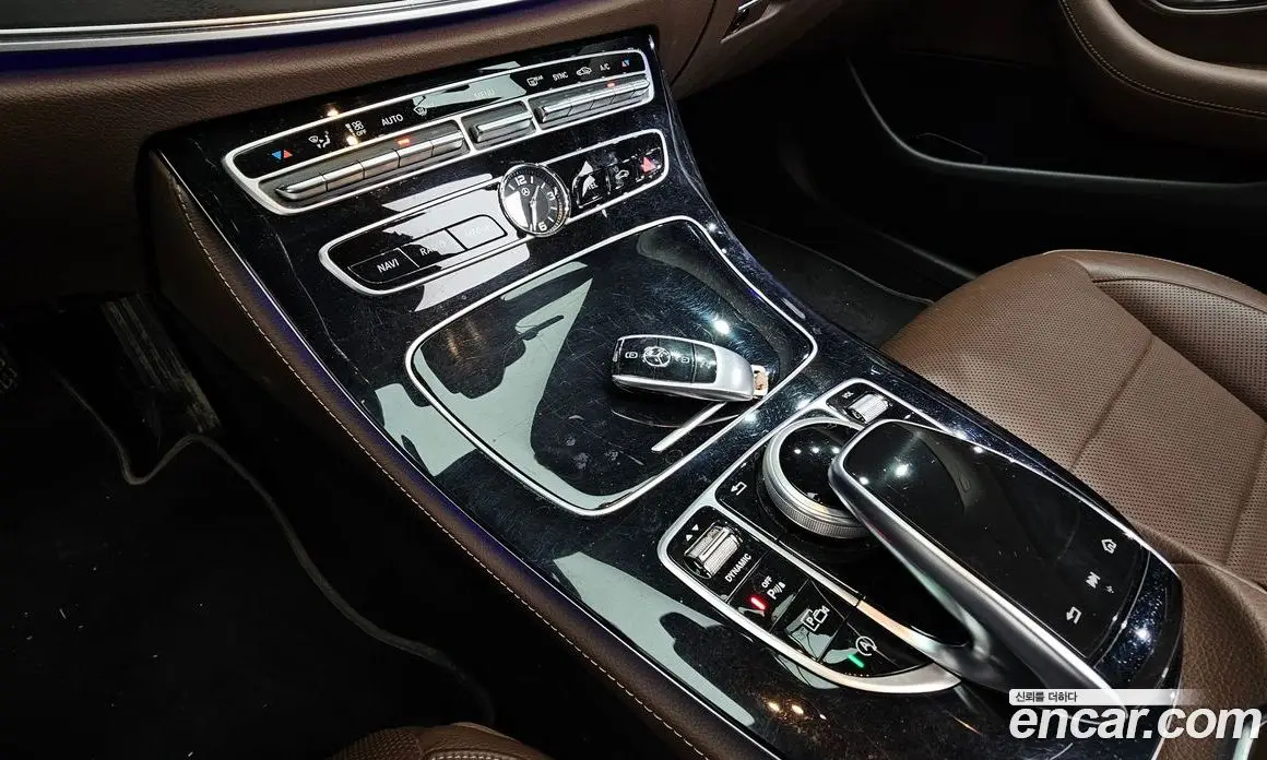 Mercedes-Benz E-Class 2018 2.0 автомат (гидро), фото 15 Mercedes-Benz E-Class 2018 2.0 автомат (гидро), фото 15
