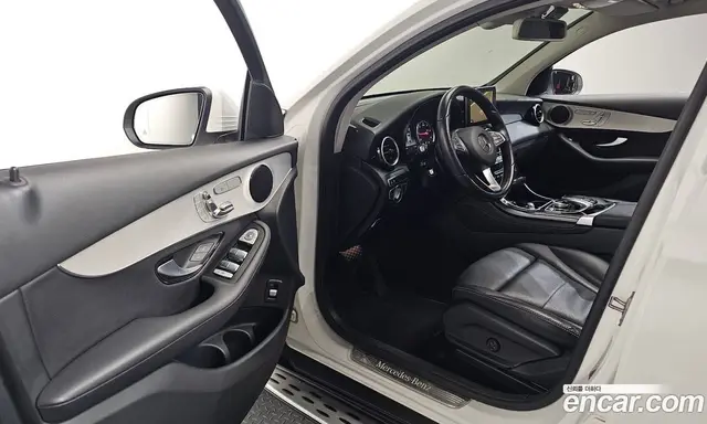Mercedes-Benz GLC-Class 2017 2.1 автомат (гидро), миниатюра 10 Mercedes-Benz GLC-Class 2017 2.1 автомат (гидро), миниатюра 10