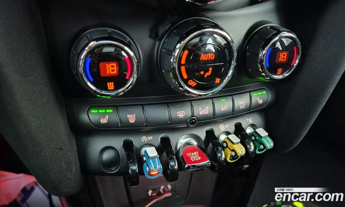 Mini Cooper 2014 2.0 автомат (гидро), фото 18 Mini Cooper 2014 2.0 автомат (гидро), фото 18