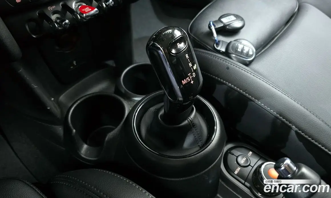 Mini Cooper 2021 1.5 автомат (гидро), фото 9