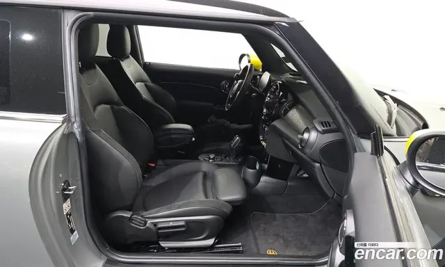 Mini Cooper 2022 автомат (гидро), миниатюра 11
