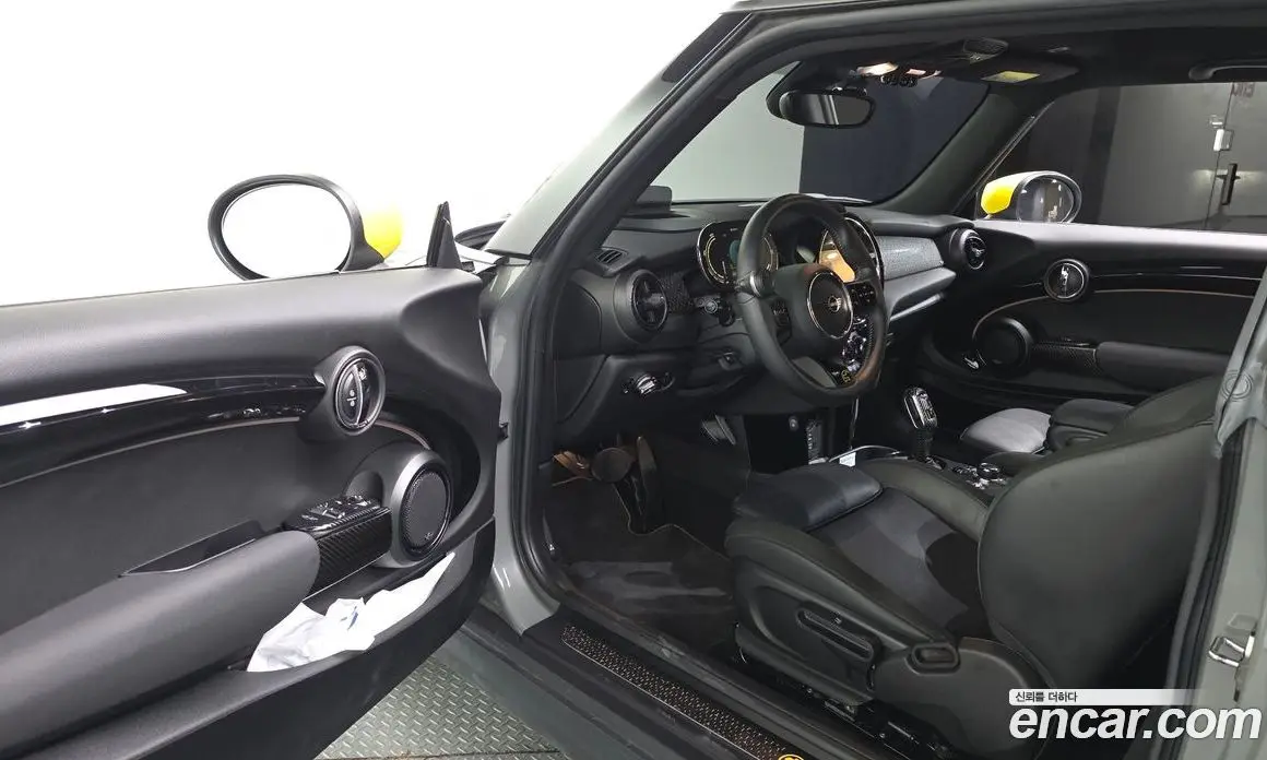 Mini Cooper 2022 автомат (гидро), фото 10